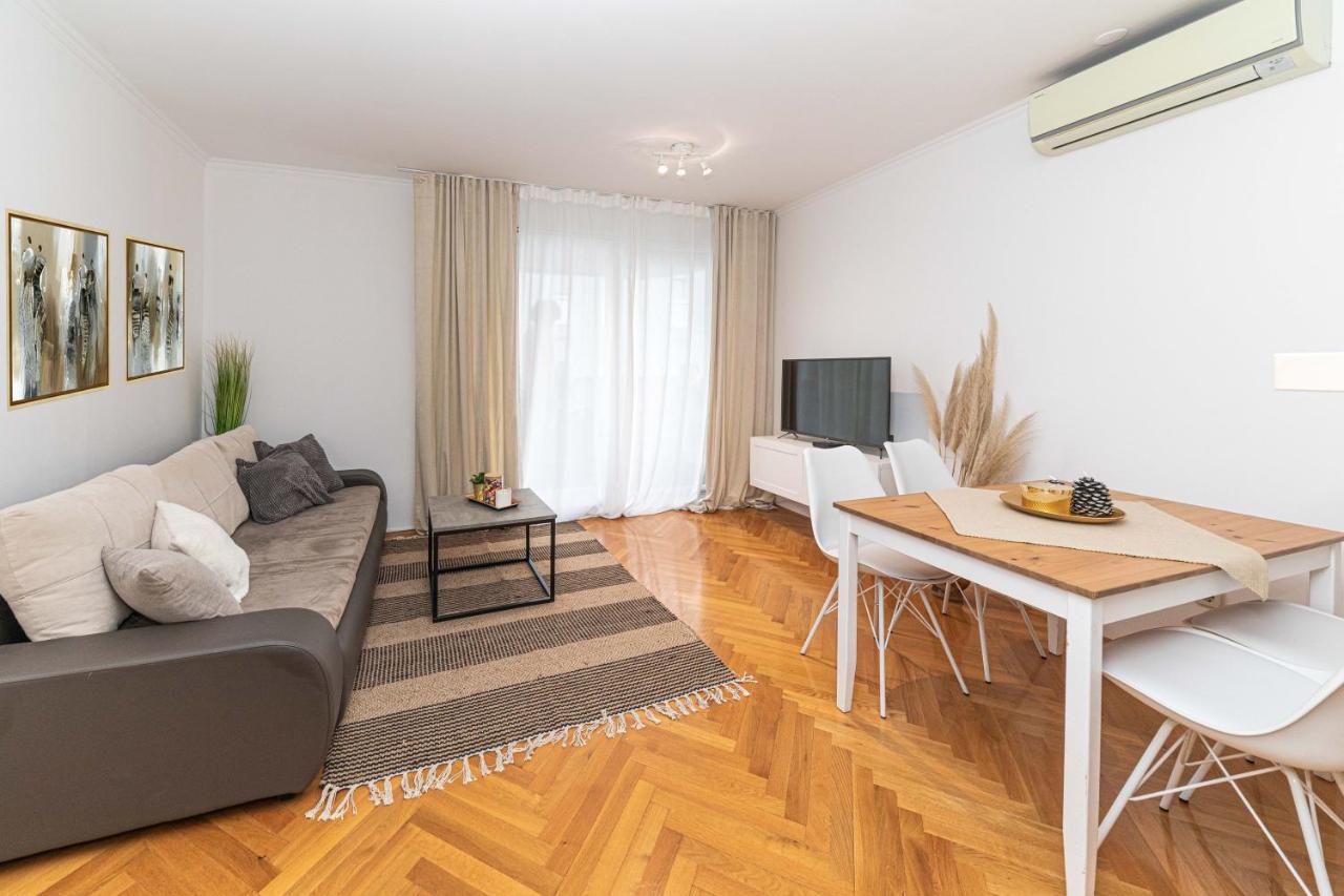 Malea Suite Split Exterior foto